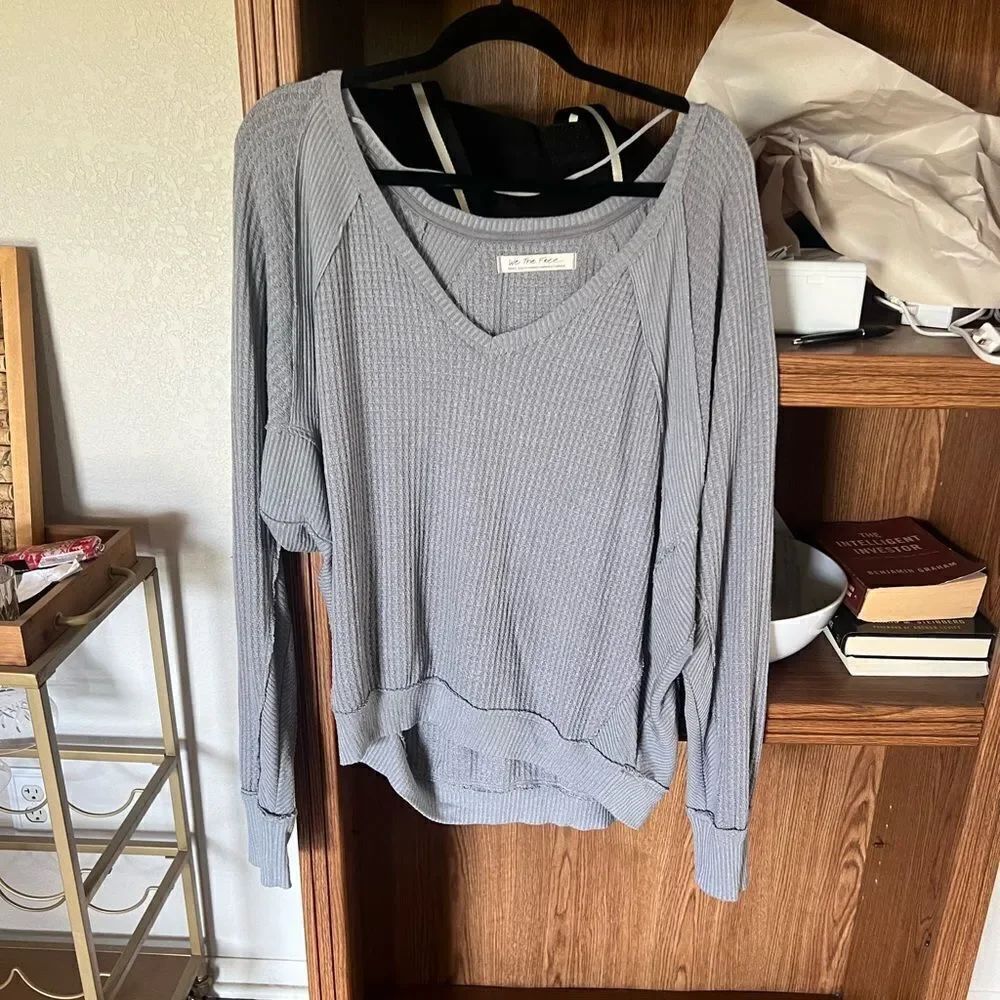 FREE PEOPLE THERMAL PULLOVER - Picture 2 of 4